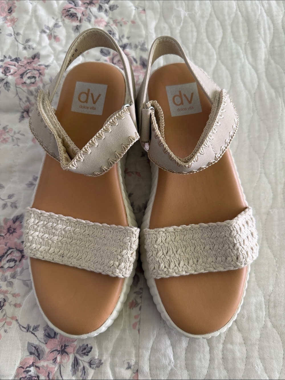 NWT DV by Dolce Vita Beige Crochet Strap Sandals